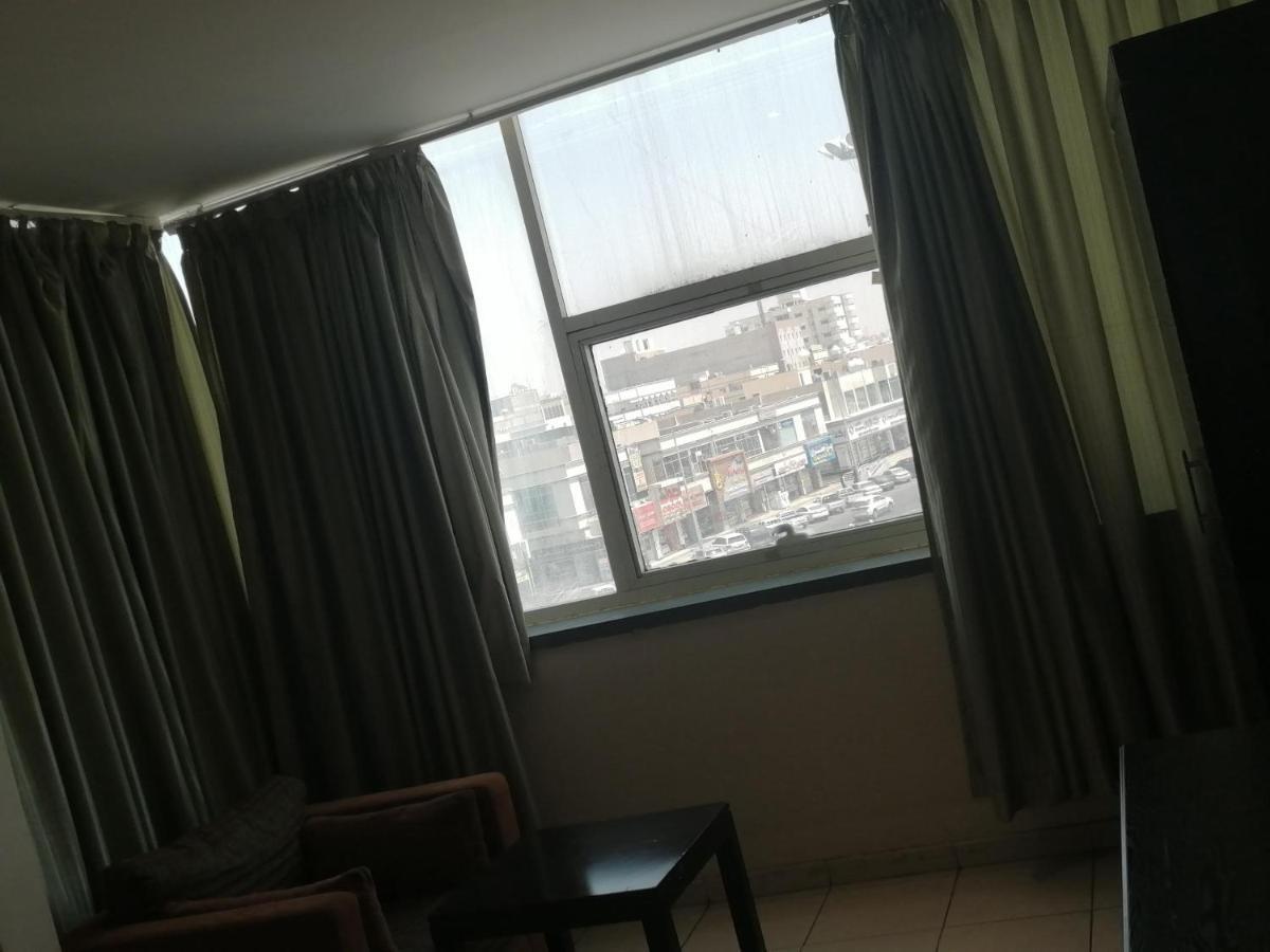 Al Aziziyah Hotel&suites Khamis Mushait Bagian luar foto